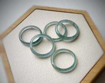 Bague en jade RJ220601 Jade du Guatemala naturel Bleu foncé Vert Bleu clair Délicat Minimal
