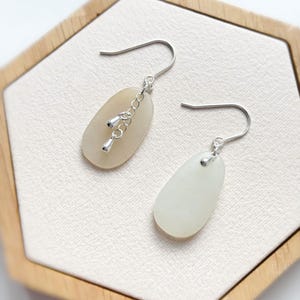 Jade Earrings NJ250601 Dainty Pendant WUSHIPAI Natural Chinese Jade Silver Beige Creamy Minimal