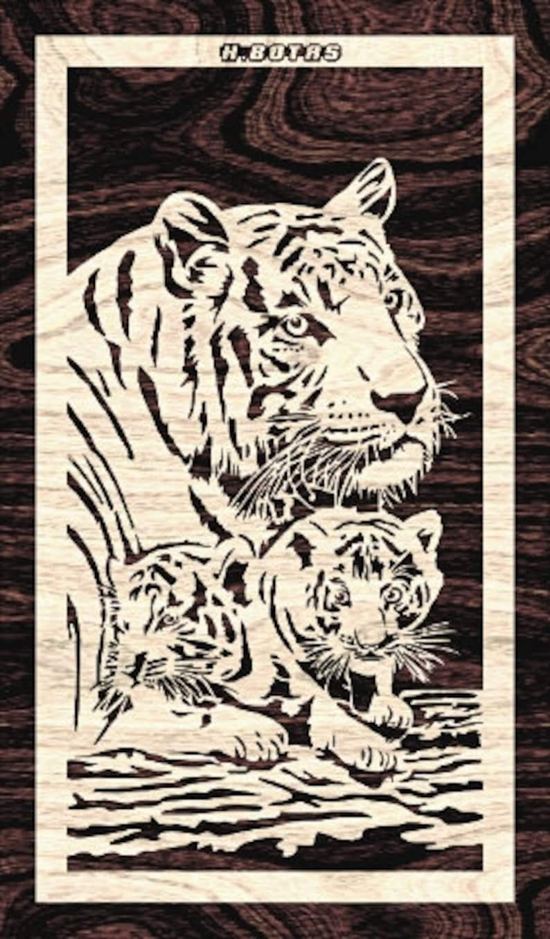 tiger with cubs image 0