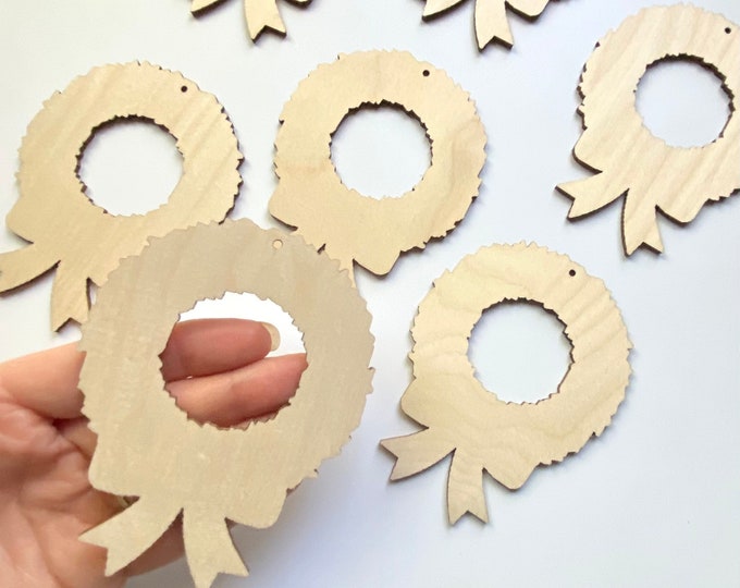 Christmas Wreath w/Hanging Hole Unfinished Wood Cutout DIY Crafts Door Ornament Wall Hanger ALL SIZES