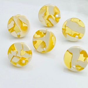 12 Acrylic 14mm Round Stud Post Yellow Cream Mix Earrings & Backs Connector Loop Holes Dangle Style Earring Findings Jewelry Making