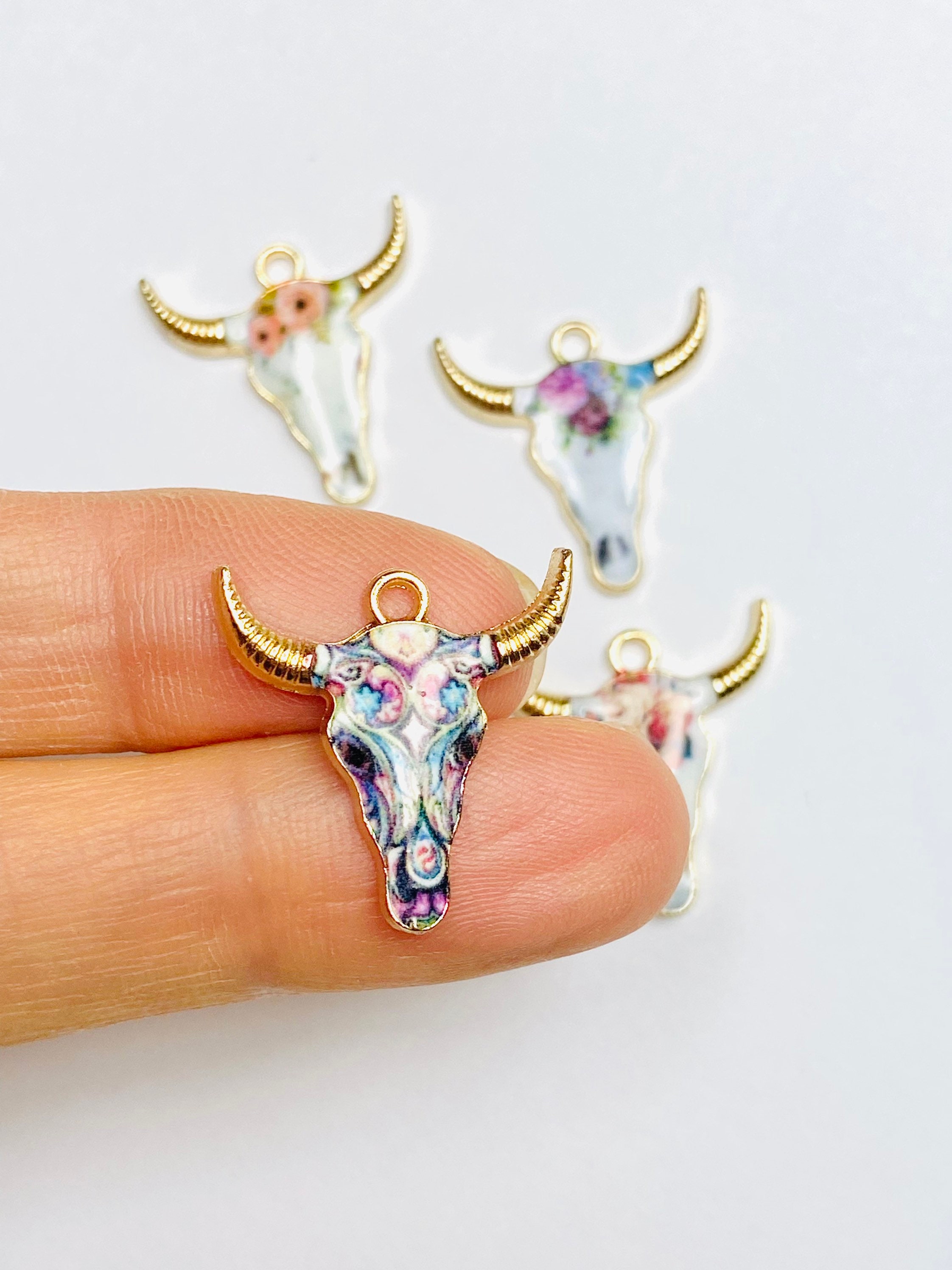 8 Pieces Longhorn Bull Steer Cow Cowgirl Rodeo Charm with Connector