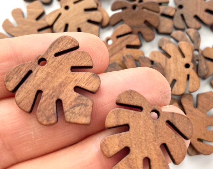 Beautiful Lightweight Natural Wood 22mmx20mm Monstera Tropical Leaf Cutout Earring Earrings Charms Jewelry Making Crafts