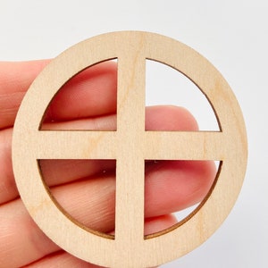 2.2&quot; Miniature Dollhouse Unfinished 1/12th Scale Wood Fairy Garden Church Diorama Bird House Round Grids Window Crafts Doll House 1:12