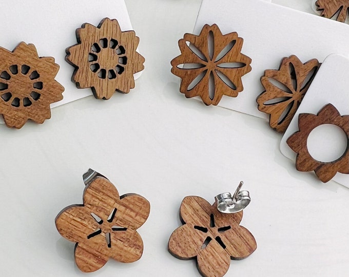 7 Pairs Ready to Wear Wood Wooden Flower Earring Stud Post Earrings with Backs