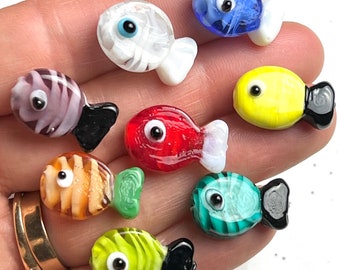 12x19mm Glass 4 Pieces Fish Beads, Fish Charms for earring, bracelet, necklace, jewelry making