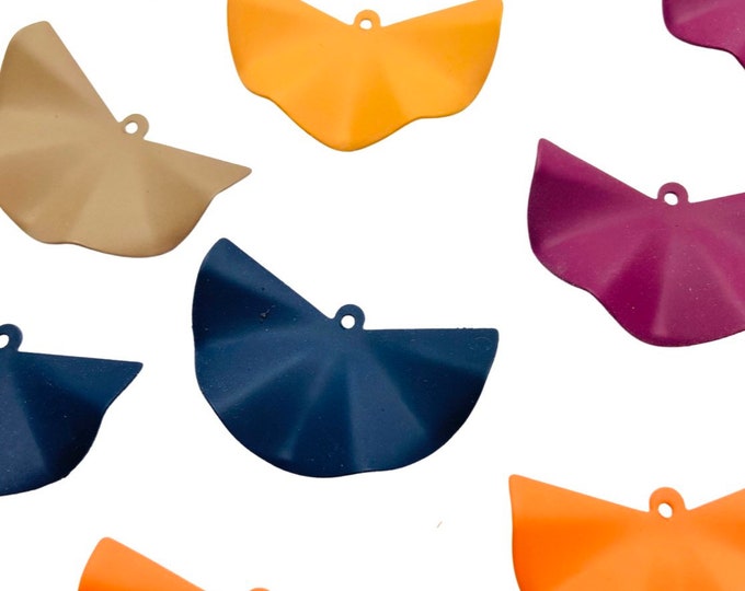 Clearance 12 Pieces 38mm x 25mm Painted 3D Wavy Fan Shape Connector with hole for Jewelry, Earring Making Supplies