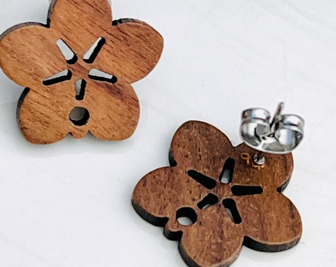 12pcs Wood Wooden Stud Post Flower Earrings w/ Earring Backs Connector Loop Holes Dangle DIY Earrings Findings Jewelry Making