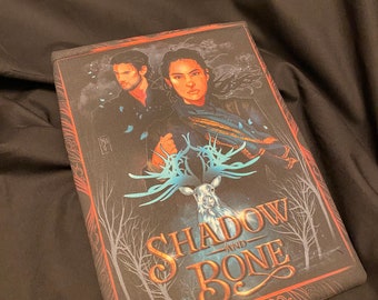 Medium Shadow and Bone Book Sleeve