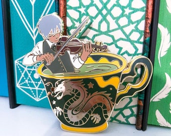 Sips encantados Jem Carstairs Los dispositivos infernales 3 pulgadas esmalte Pin Cazadores de sombras Lector de tazas de té Regalo para amante del libro Novio del libro