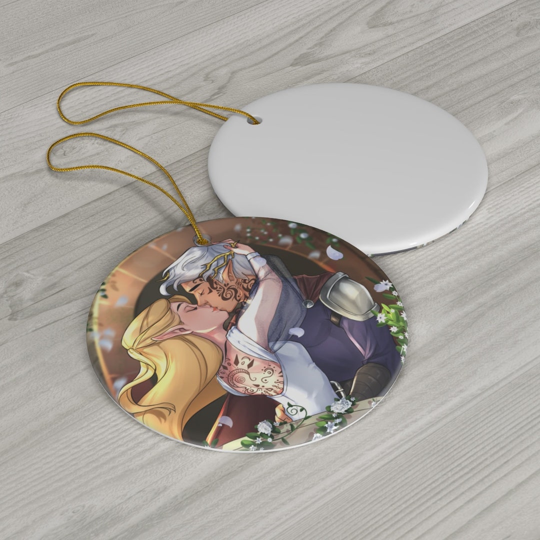 Aelin and Rowan Kiss on the Balcony Tree Ornament Book Couples Sarah J