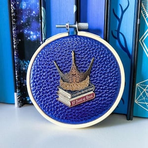 Nestas Crown 3D Enamel Pin SJM Merch Enamel Pin Gifts for Her Best Friend Gifts ACOTAR Pin Sarah J Maas Bookish Merch Reader Merch Bookish
