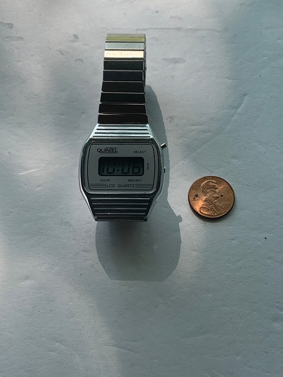 men's digital watch with stretch band