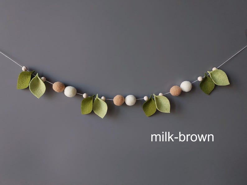 Felt leaves garland Spring greenery garland Neutral nursery decor Wall hanging Shelf decor Ball mantel garland Fairy garden accessories milk-brown