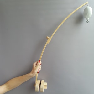 Brazo móvil Móvil para bebé, colgador de madera y caja de música, soporte para cuna, soporte móvil, base de soporte móvil para cuna, accesorio móvil para guardería