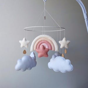 Rainbow baby mobile girl Crib mobile musical Cloud star mobile musical for baby girl boho nursery decor Felt pink milky cot mobile hanging
