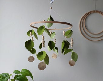 Woodland mobile Сrib mobile Kinderzimmer baby mobile neutrale Woodland baby shower Blatt mobile Musik Boho decor Erwartete Mutter Geschenk