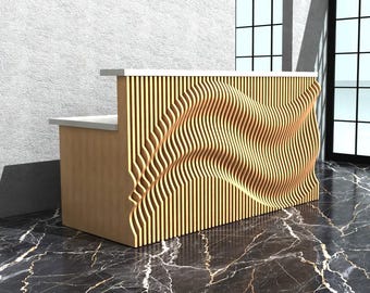 Könnte beinhalten: Ein Empfangstresen in heller Holzoptik mit einer Front aus vertikalen Lamellen, die in einem dreidimensionalen Wellenmuster angeordnet sind. Der Tresen verfügt über eine flache weiße Ablagefläche und einen niedrigeren Seitentresen.