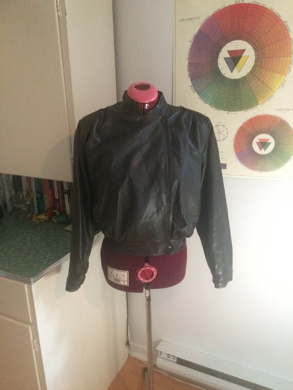 SEVERE Vintage Brown Leather Bomber Jacket 1980's