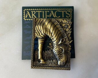 Vcufflinks Detailed Zebra Head Africa Zoo Lapel Pin Brooch