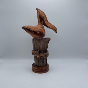 Vintage Wood Carved Pelican Figurine, MCM Bird Sculpture, Hand-Carved Folk Art, Coastal Beach House Hardwood Decor
