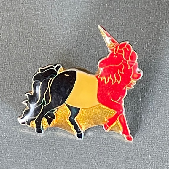 Unicorn Pin, Unicorn Mystical Figurine Pin, Mythi… - image 4