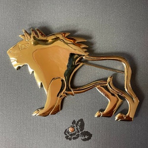 Large Gold Lion Brooch, Vintage Shiny Gold Tone Open Cut Cat Silhouette Pin, Tribal Abstract Figural Lion Jewelry Statement Brooch