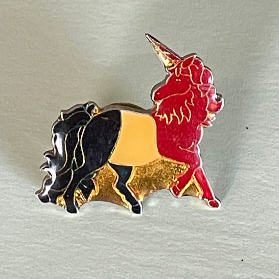 Unicorn Pin, Unicorn Mystical Figurine Pin, Mythi… - image 1