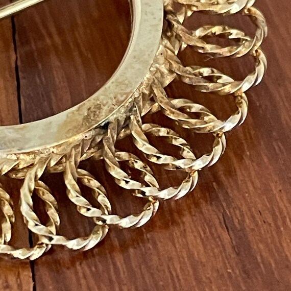 Infinity Loop Circle Brooch with single Faux Pear… - image 2