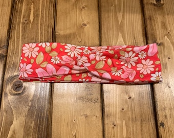Pink Floral Knotted Headband: Boho Twist Hair Accessory