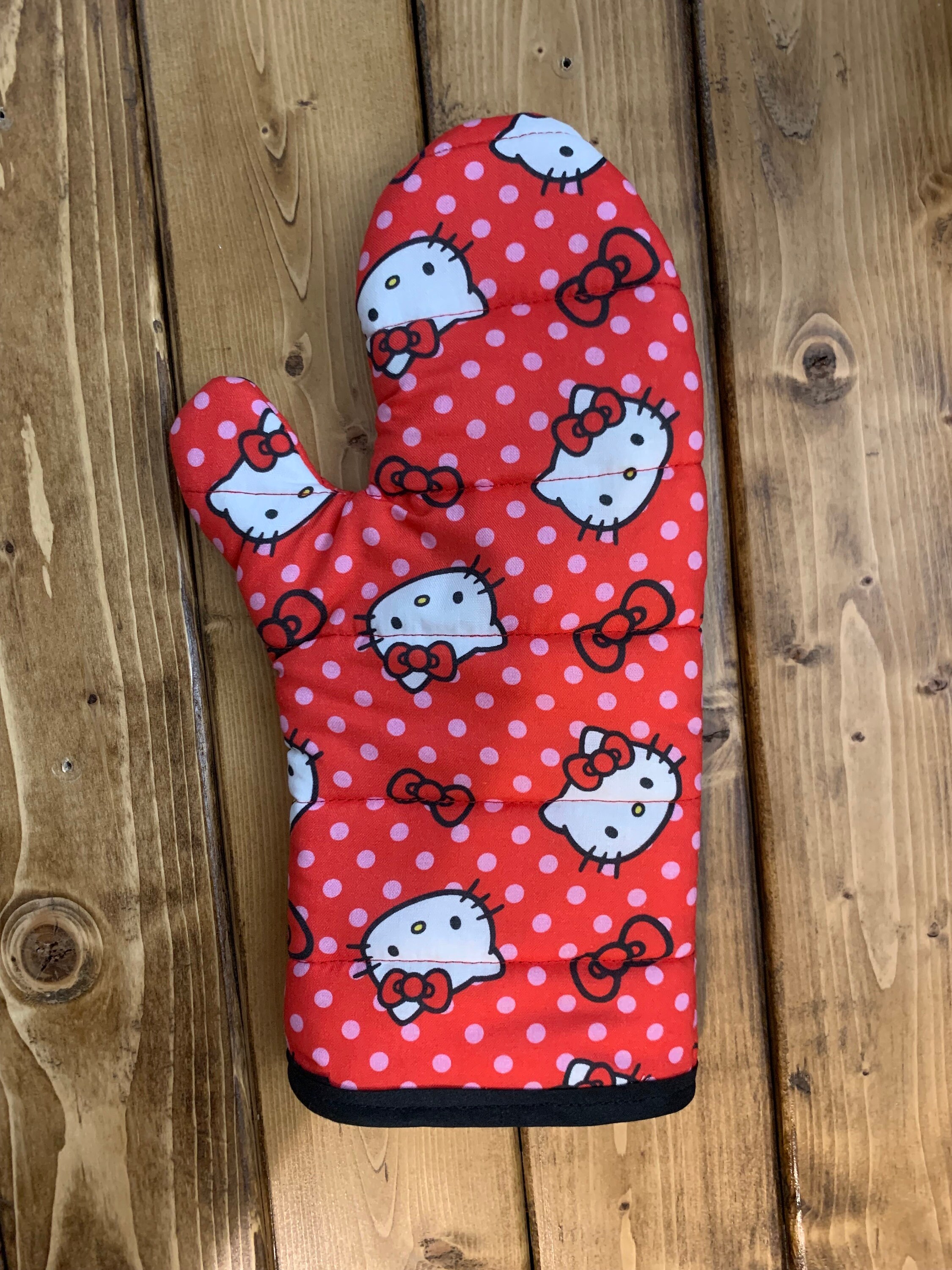 Christmas Red Funny Anime Oven Mitts Pot Holders Sets Cute Silicone Mitt  Non Slip Heat Resistant for Camping Baking Kitchen Cooking Grilling