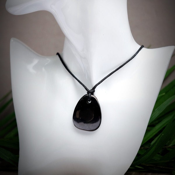 Shungite EMF 5G Protection 1.5-2in Flat Tumble Pebble Pendant Front Hole Black Cotton Wax Cord Genuine Leather Slip Knot Adjustable Necklace