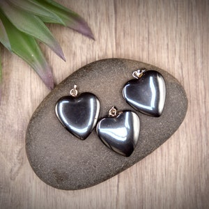 GROUNDING & PROTECTION  Hematite Heart Pendant 0.75'' Silver Chain