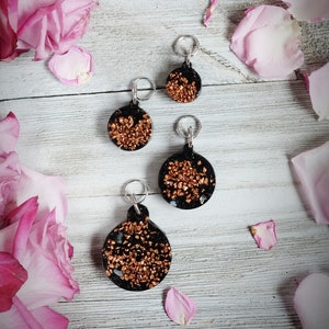 ELITE NOBLE Shungite + Copper Orgonite Pet Tag, Key Chain Charm, Backpack Charm