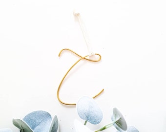 Wire letter decoration for christmas or as a gift tag