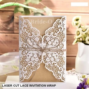 10 x huwelijksuitnodiging DIY gevouwen kant wrap, uitnodiging kant cover, rustieke huwelijksuitnodiging wrap, kraftpapier witte uitnodiging wrap