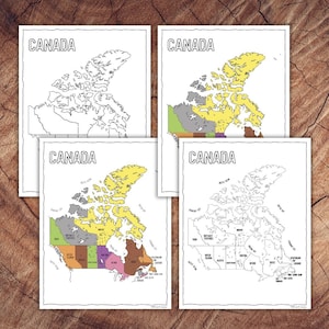 Peut inclure: Quatre feuilles rectangulaires présentant des cartes du Canada. Deux feuilles sont des dessins au trait noir et blanc avec le texte CANADA. Deux feuilles sont des cartes en couleur avec des régions jaunes, vertes, brunes, violettes et grises.