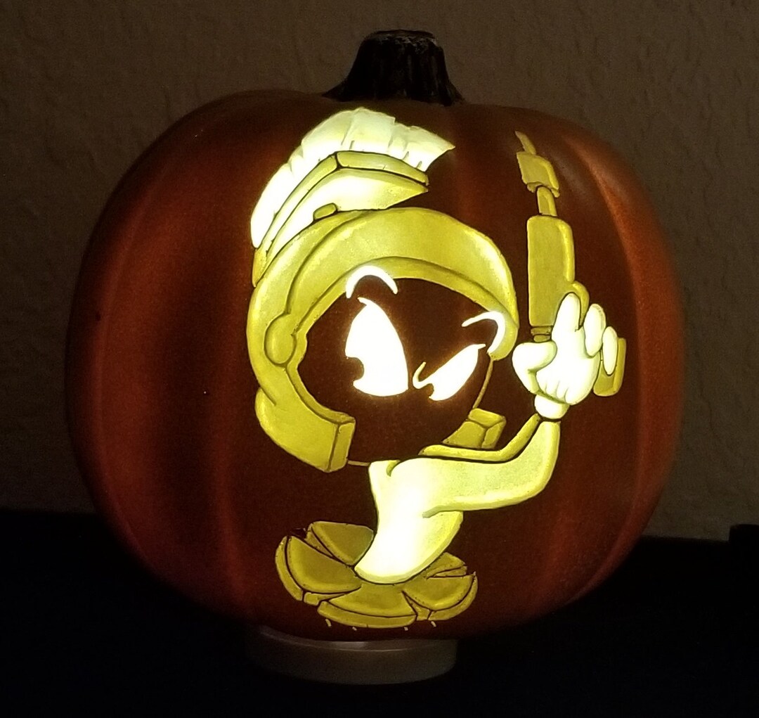 Marvin The Martian 6 Inch Custom Hand carved Artificial Pumpkin Etsy marvin-the-martian-6-inch-custom-hand-carved-artificial-pumpkin-etsy