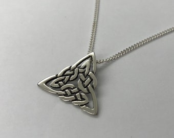 Sterling silver 925, silver Celtic trinity knot pendant, trinity knot jewellery, silver Celtic necklace