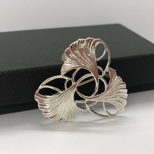 Sterling silver brooch, lotus flower brooch, statement brooch, silver brooch, lotus leaf brooch, pin brooch, gift for her, anniversary gifts image 1