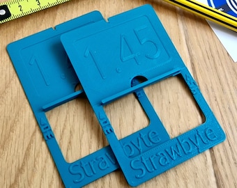 Plantilla Original Waste Side Jig™ de 1,45 mm (0,057") de ancho de corte para facilitar los cortes con sierra de riel (par) para hojas Efficut, incluida la Makita DSP600Z. De Strawbyte Workshop.