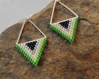 Beaded triangle earrings in aromantic flag colors, aro flag jewelry, LGBTQIA pride