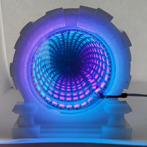 Espejo infinito con luces multicolores, fabricado en el color que elijas.