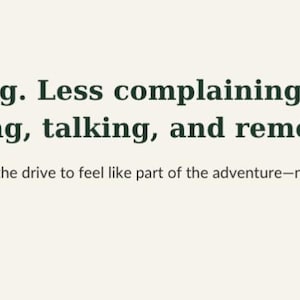 Pode incluir: Um gr&aacute;fico de cor creme claro com texto verde escuro que diz: Less scrolling. Less complaining. More noticing, talking, and remembering. Built for parents who want the drive to feel like part of the adventure&mdash;not just the time between destinations.