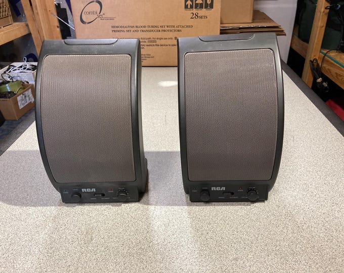 RCA WSP150 Wireless Bookshelf Stereo Speakers (No Transmitter)