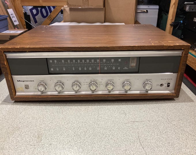 Magnavox Solid State Stereo Receiver. Model No. 1K0878. Tested and Radio and Tape Player Work. Was Unable to Test Phono.  Selling As Is.