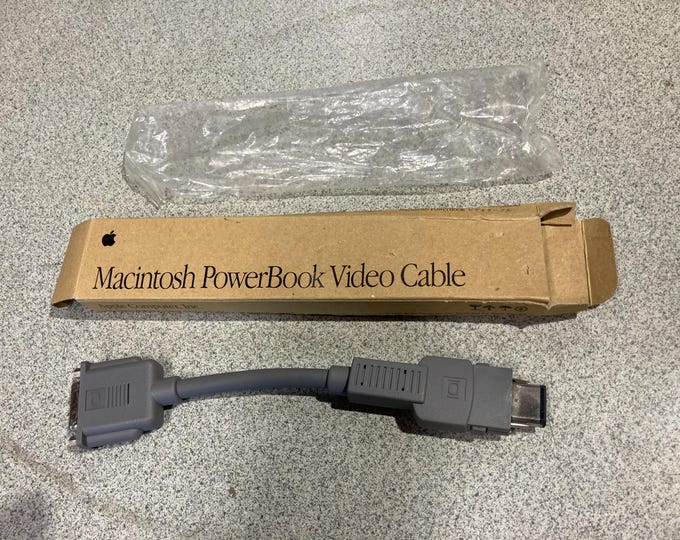 Apple Macintosh PowerBook Video Cable (1992)