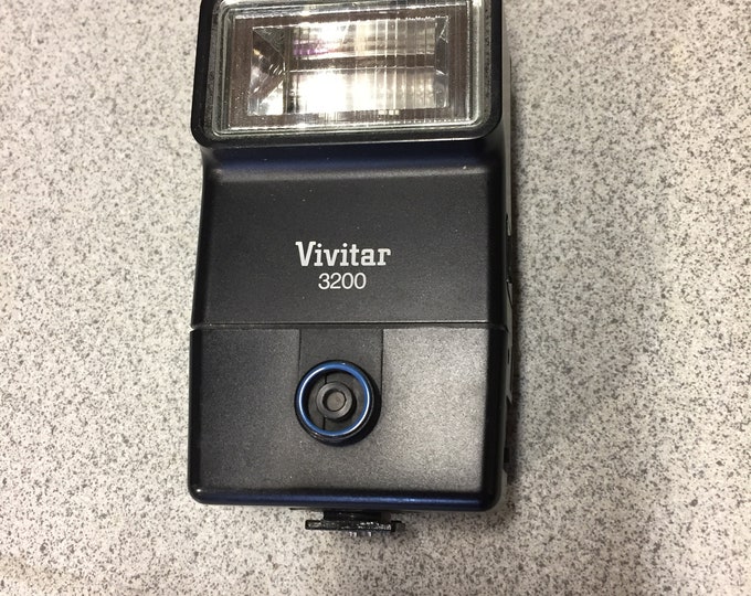 Vivitar 3200 Camera Flash