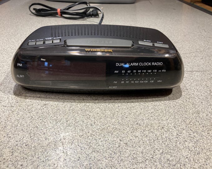 Windsor Dual Alarm Clock Radio  Model 2480/9. Tested & Works...Please Read Below.