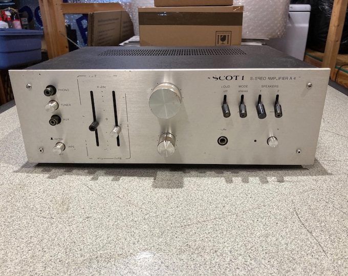 Scott Stereo Amplifier Model No. A407. Plugged In But Power Indicator Did Not Light Up. Selling As Is...Parts or Repair.
